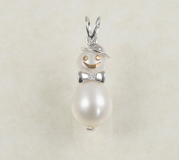 DIAMOND PEARL SNOWMEN PENDANT 0.02 CARATS IN 14K SOLID WHITE GOLD (LPS-11008)