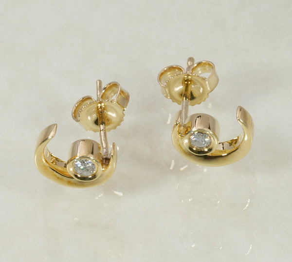 DIAMOND STUD EARRINGS 0.08 CARATS IN 18K YELLOW GOLD (LES-1045)