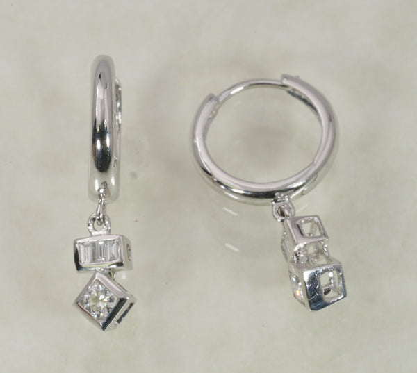 DIAMOND DROP EARRINGS 0.24 CARATS IN 18K WHITE GOLD (LES-705)