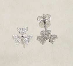 DIAMOND STUD EARRINGS 0.77 CARATS IN 18K WHITE GOLD (LE-512)