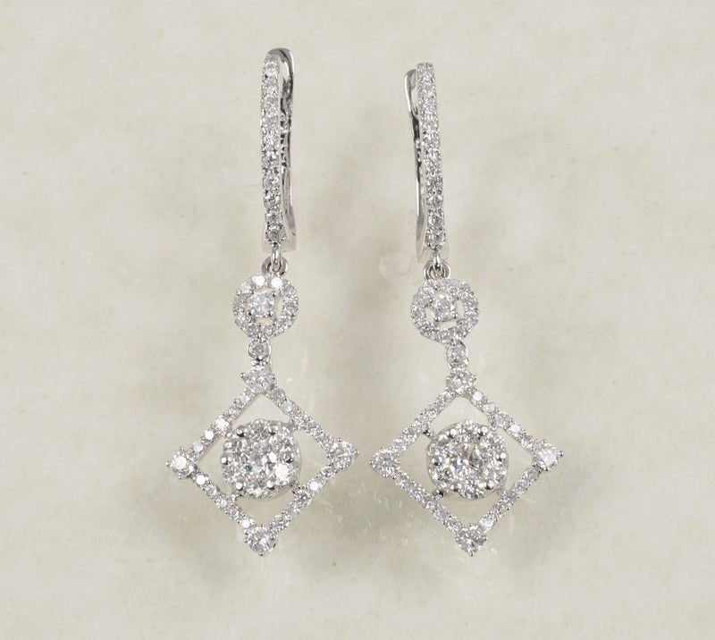 DIAMOND DROP EARRINGS 1.38 CARATS IN 18K WHITE GOLD (LES-768)