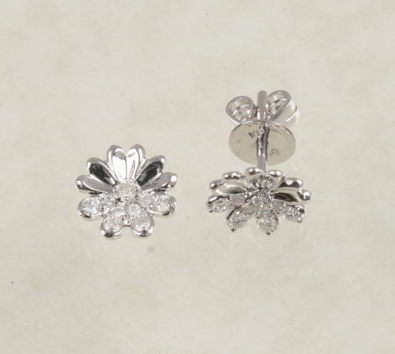 DIAMOND FLORAL STUD EARRINGS 0.30 CARATS IN 18K WHITE GOLD (LES-817)