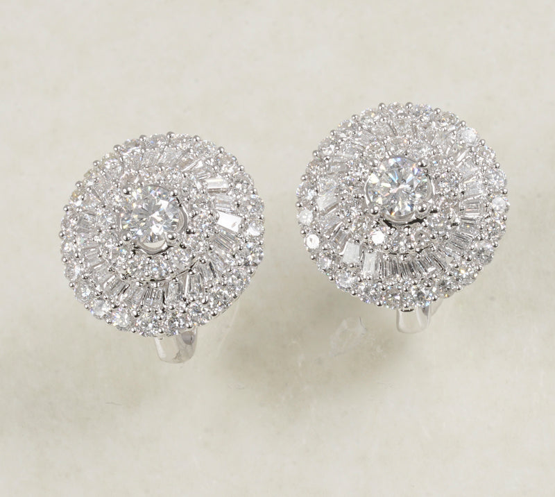 FANCY ROUND DIAMOND EARRINGS 3.09 CARATS IN 18K WHITE GOLD (LE-892)