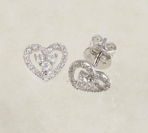 DIAMOND HEART STUD EARRINGS 0.50 CARATS IN 18K WHITE GOLD (LE-950)