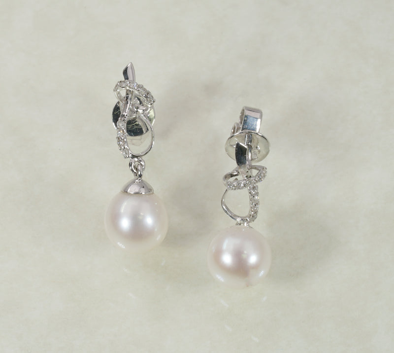 DIAMOND PEARL EARRINGS 0.11 CARATS IN 14K WHITE GOLD (LES-12018)