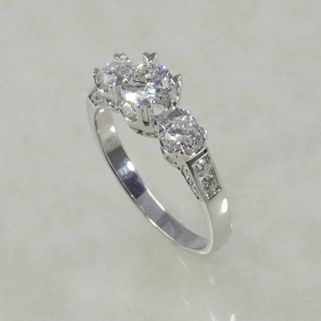Shimmering Empress Ring