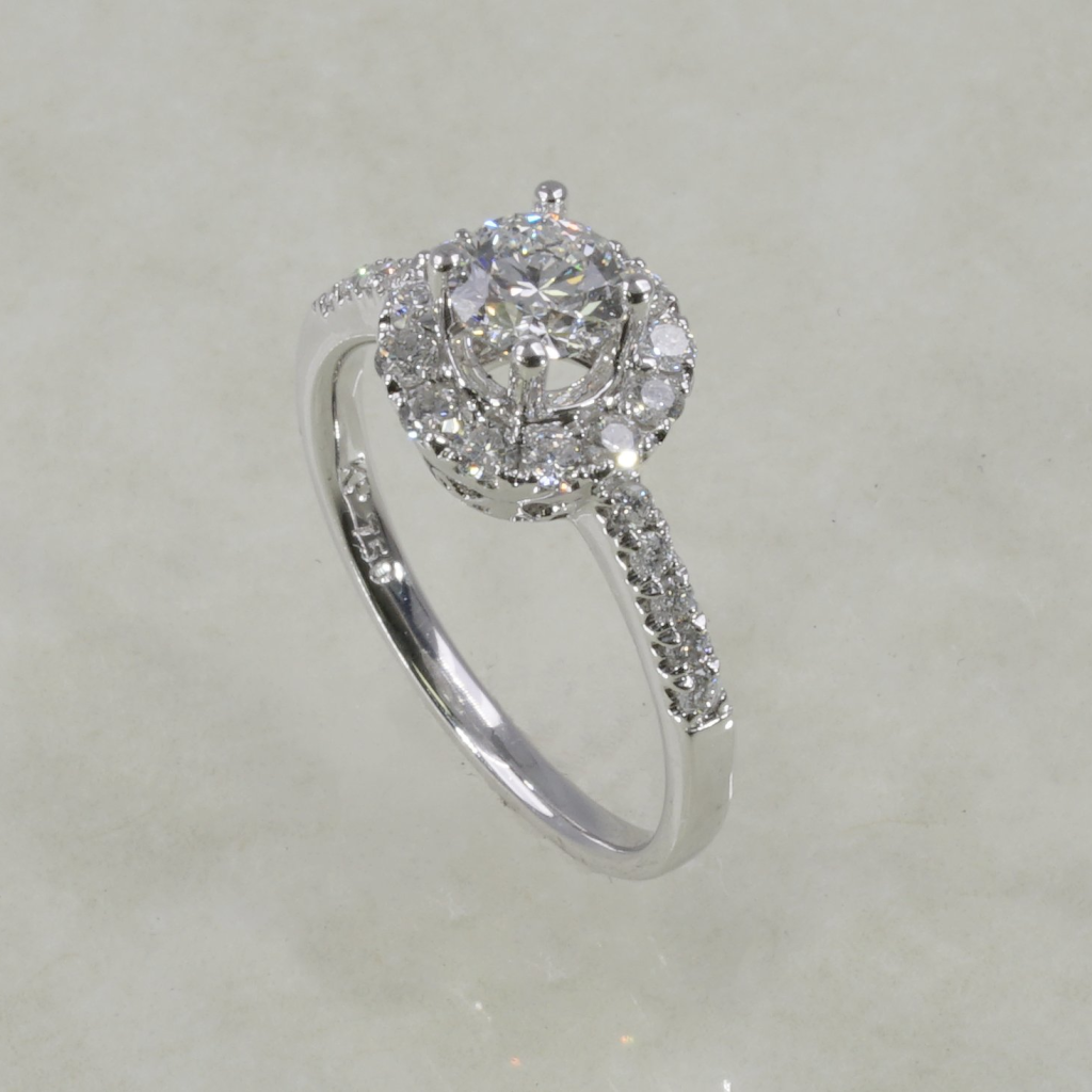 Luminous Halo Ring